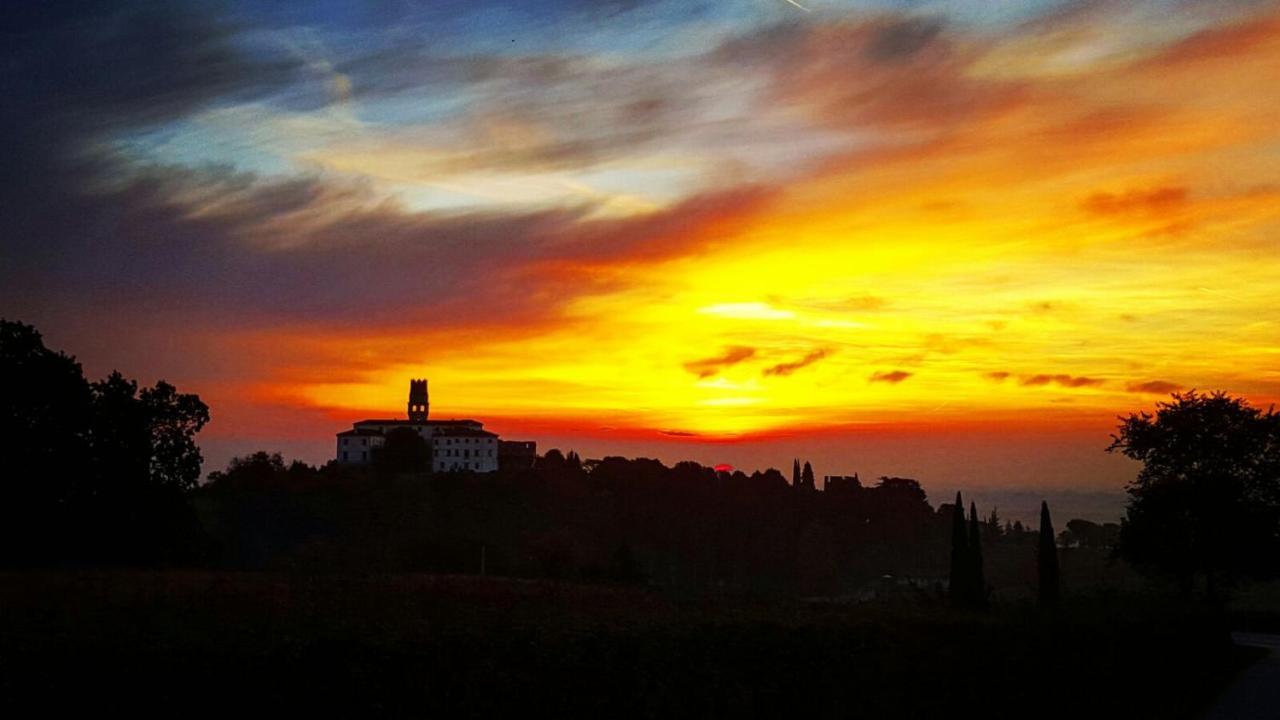 Pie Castello Bed and Breakfast Susegana Εξωτερικό φωτογραφία